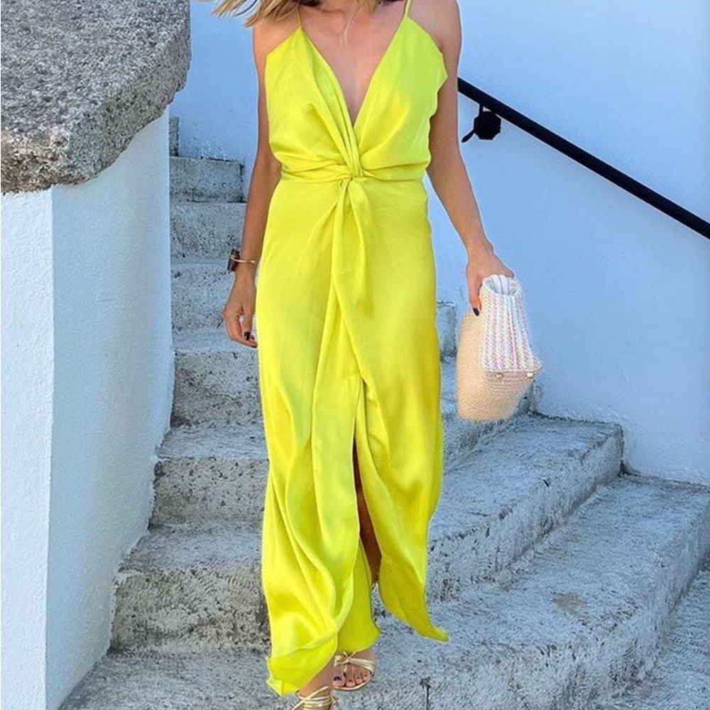 Yellow satin dress - Picture 5 of 6